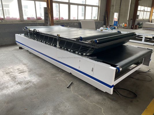 Ημιαυτόματη μηχανή laminating φλάουτα για πλαστικό υλικό συσκευασίας σε ανταγωνιστική τιμή