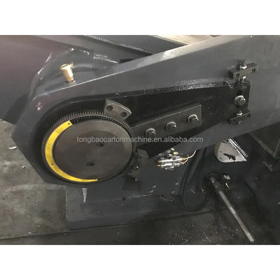 ML750 Ημιαυτόματη χειροκίνητη μηχανή κοπής και σφυρίχτησης κυματοειδούς χαρτονιού