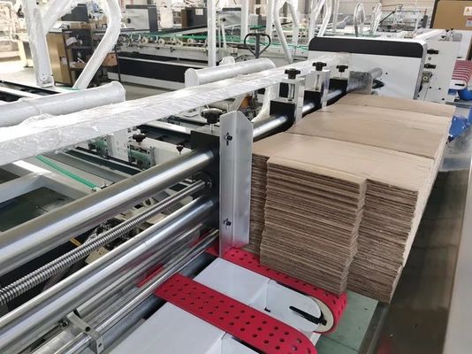 Επαγγελματική πλήρως αυτόματη μηχανή κολλήματος φακέλων για κυματισμένα κουτιά από χαρτόνι